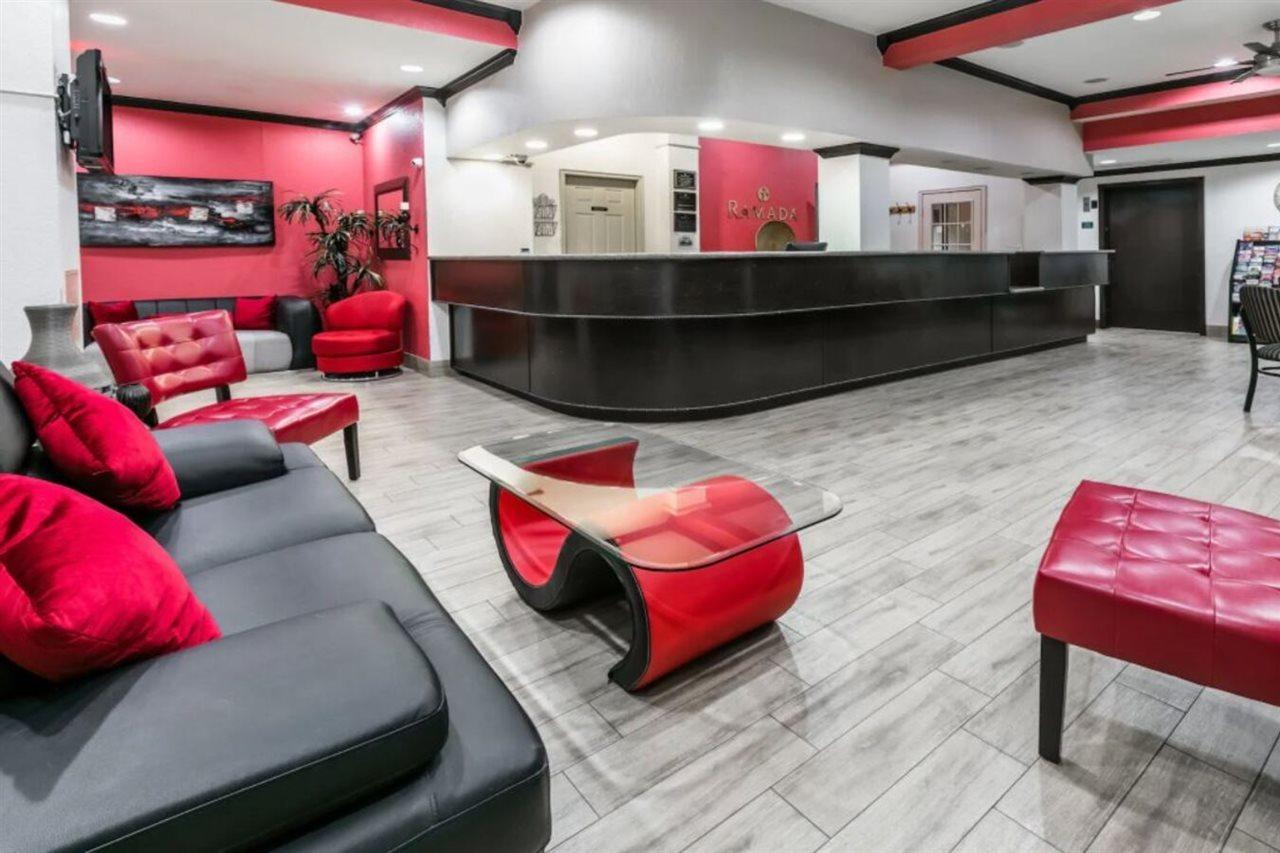 Ramada By Wyndham Oklahoma City Airport North Exteriör bild